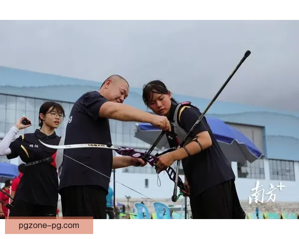 射箭锦标赛：弓弦间的荣耀角逐